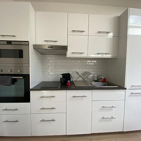 Appartement Paisible Proche Centre Ville Брон Екстериор снимка